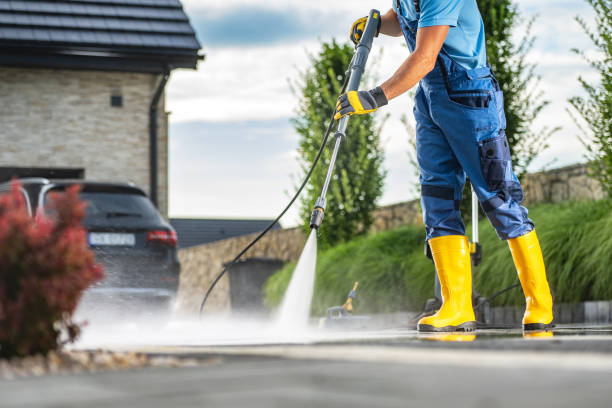 Best Soft Washing  in Middleport, NY